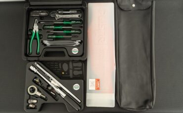 Aston-Martin-Virage-1993-2D-Coupe-35