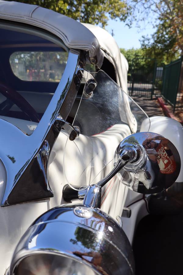 Auburn-boattail-speedster-1978-18