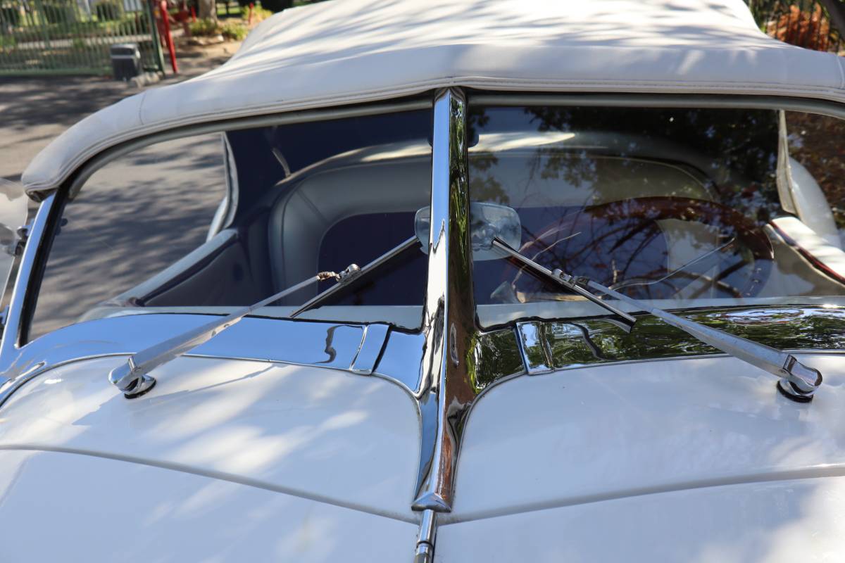 Auburn-boattail-speedster-1978-22