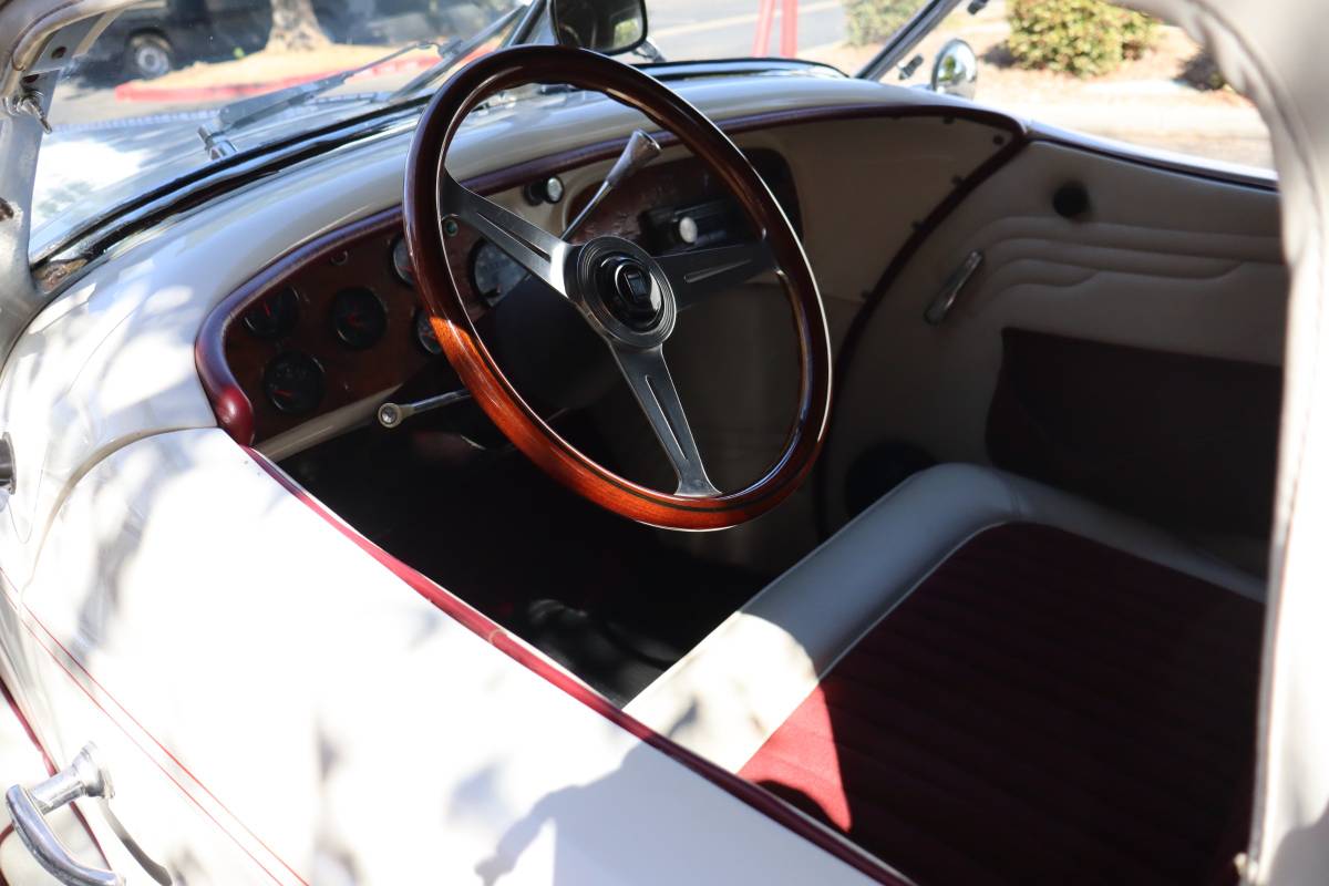 Auburn-boattail-speedster-1978-5