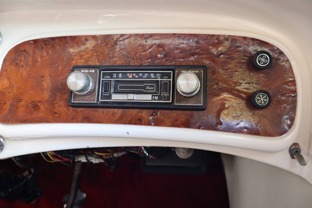 Auburn-boattail-speedster-1978-6