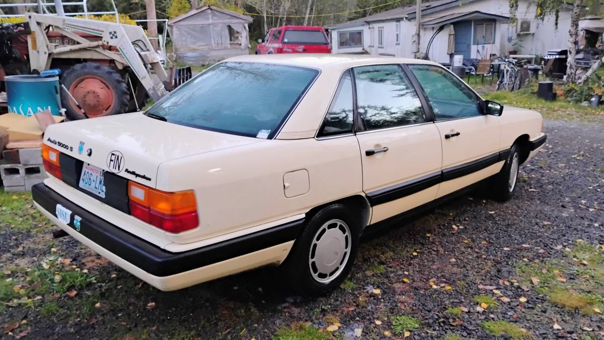 Audi-5000s-1984-custom-3