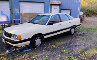 Audi-5000s-1984-custom