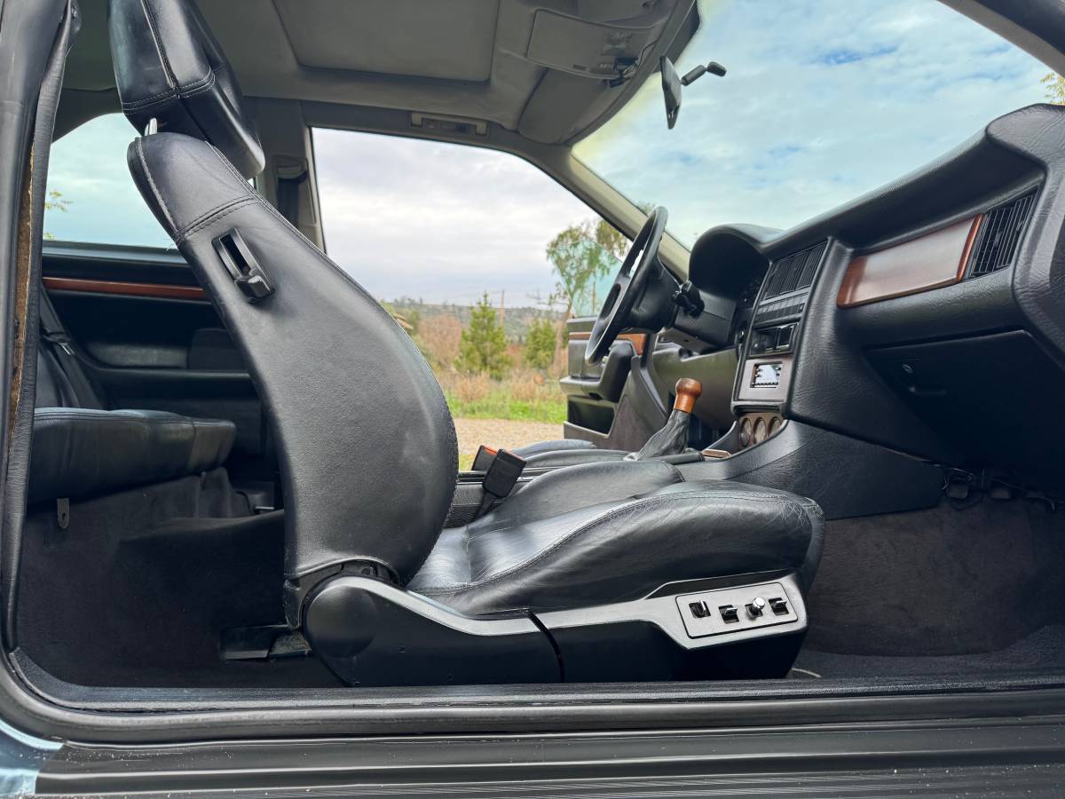 Audi-coupe-quattro-1990-blue-14