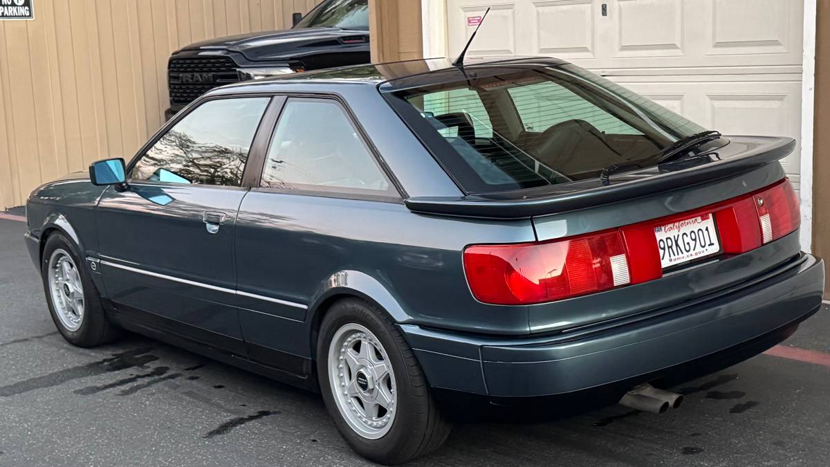 Audi-coupe-quattro-1990-blue-17
