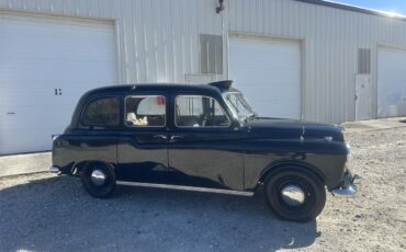 Austin-Fx4-taxi-cab-1967-Black-Leather-tan-2