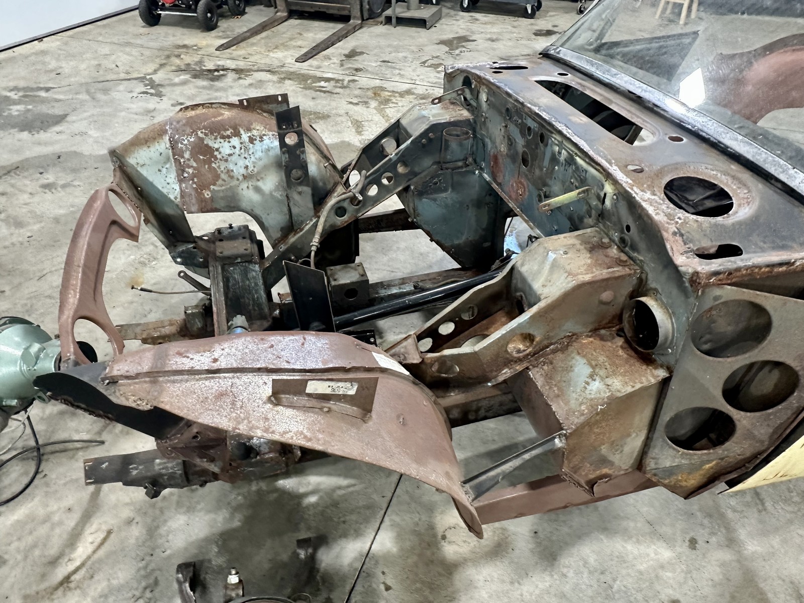 Austin-Healey-3000-1965-Convertible-10