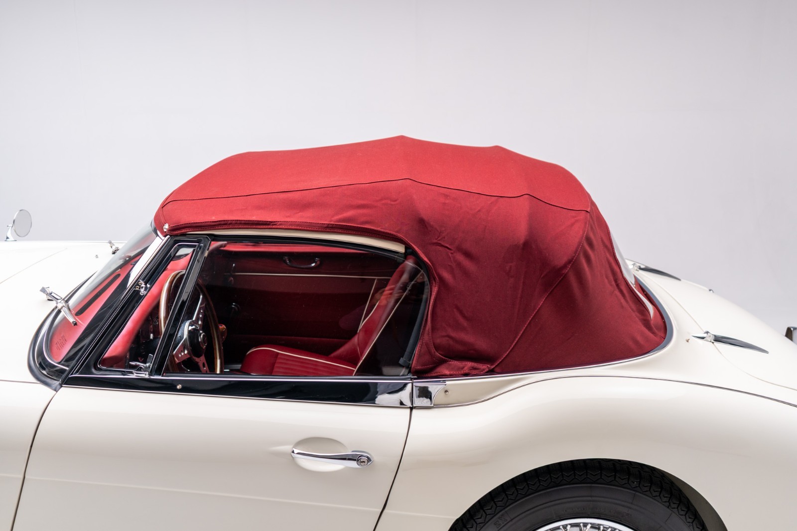 Austin-Healey-3000-1965-Convertible-11