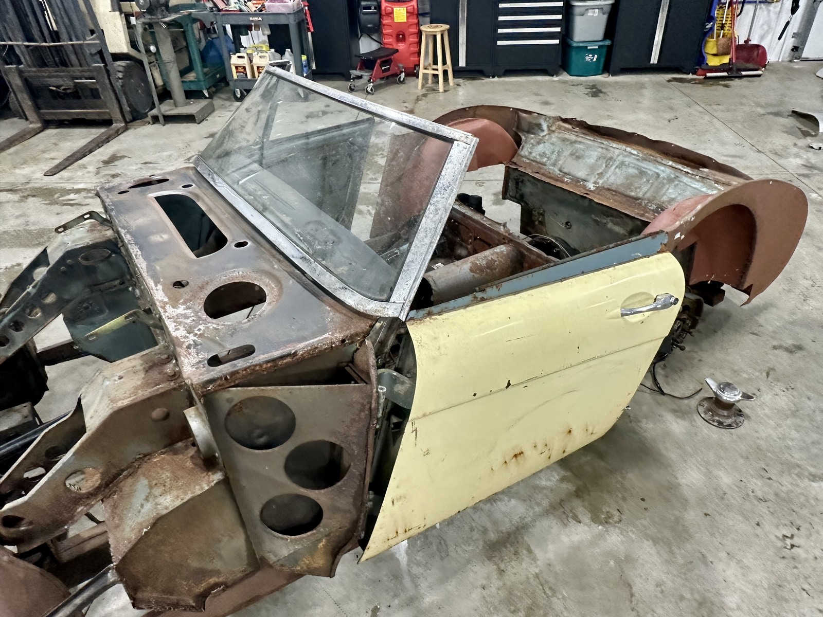 Austin-Healey-3000-1965-Convertible-9