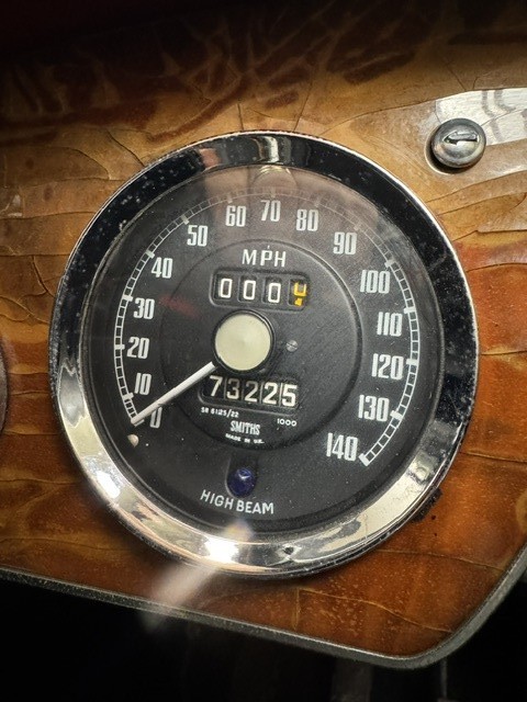 Austin-Healey-3000-1967-Convertible-29