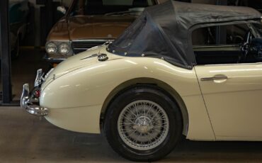 Austin-Healey-BT7-Roadster-1960-2-Door-Convertible-1