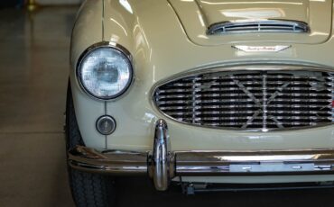 Austin-Healey-BT7-Roadster-1960-2-Door-Convertible-14