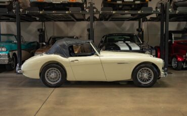 Austin-Healey-BT7-Roadster-1960-2-Door-Convertible-2