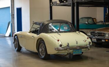 Austin-Healey-BT7-Roadster-1960-2-Door-Convertible-21