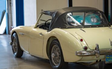 Austin-Healey-BT7-Roadster-1960-2-Door-Convertible-22
