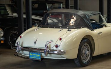 Austin-Healey-BT7-Roadster-1960-2-Door-Convertible-25