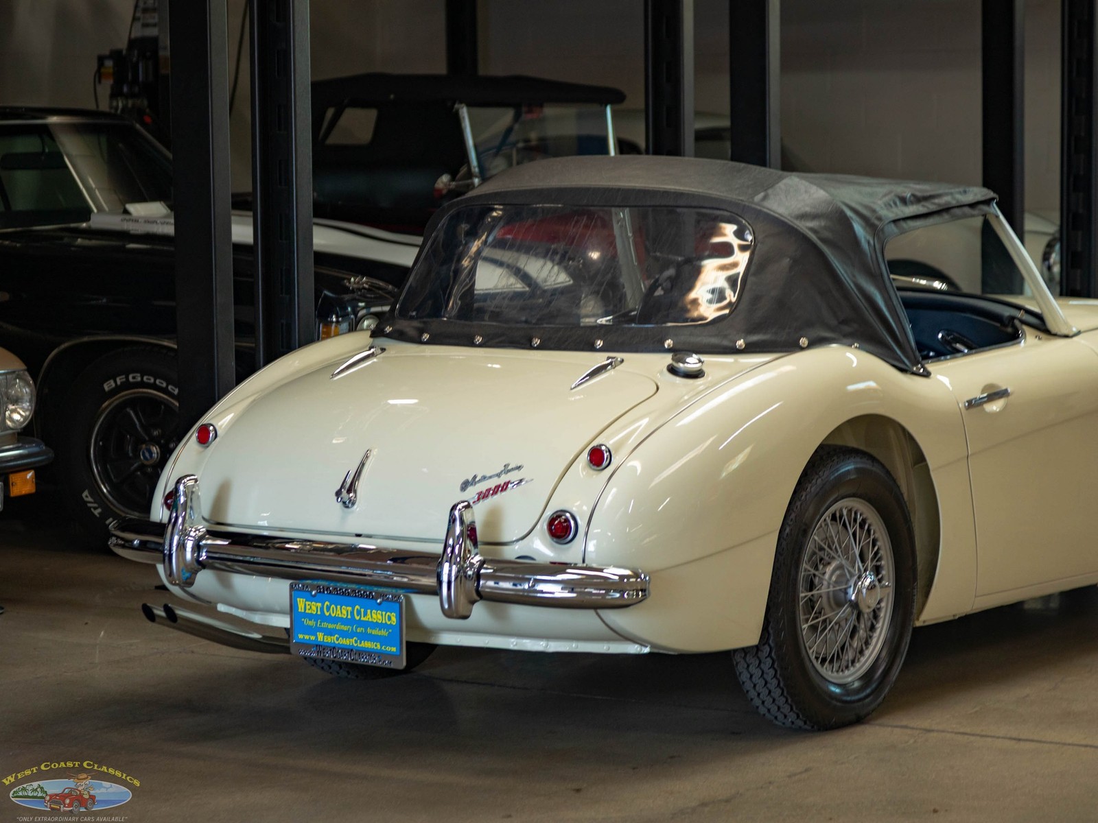 Austin-Healey-BT7-Roadster-1960-2-Door-Convertible-25