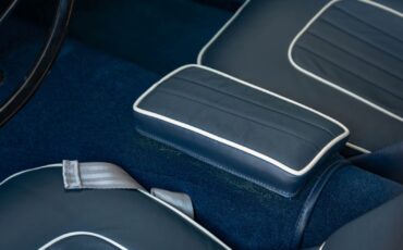 Austin-Healey-BT7-Roadster-1960-2-Door-Convertible-34