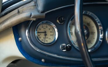 Austin-Healey-BT7-Roadster-1960-2-Door-Convertible-36