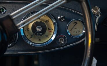 Austin-Healey-BT7-Roadster-1960-2-Door-Convertible-38
