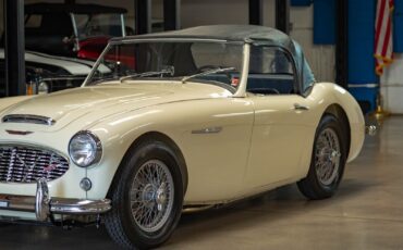 Austin-Healey-BT7-Roadster-1960-2-Door-Convertible-9