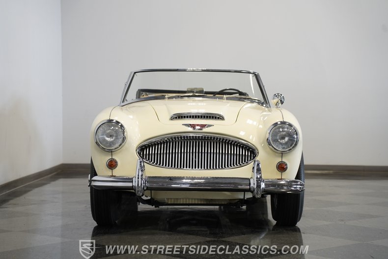 Austin-healey-3000-1963-Old-English-White-Black-15