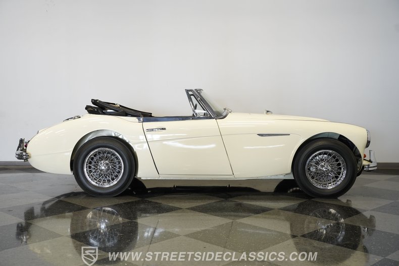 Austin-healey-3000-1963-Old-English-White-Black-27