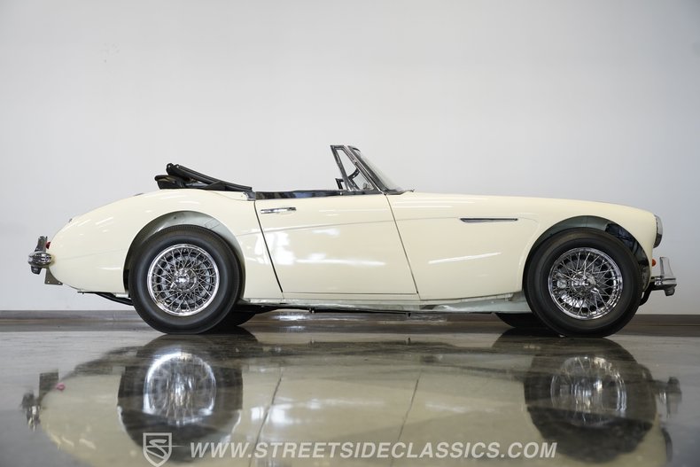 Austin-healey-3000-1963-Old-English-White-Black-28
