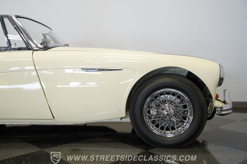 Austin-healey-3000-1963-Old-English-White-Black-37