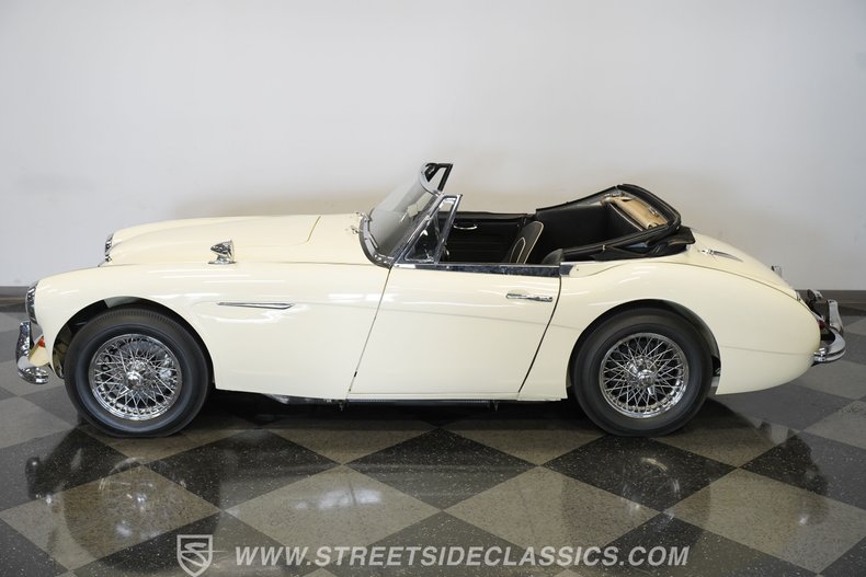 Austin-healey-3000-1963-Old-English-White-Black-4