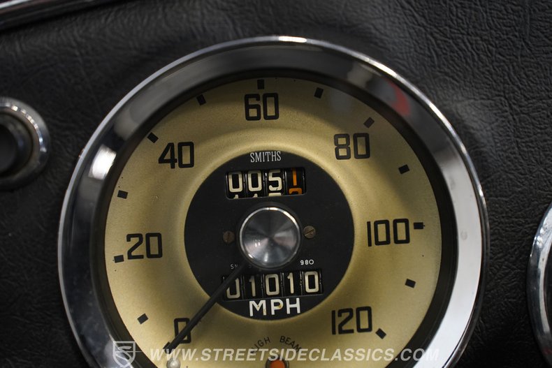 Austin-healey-3000-1963-Old-English-White-Black-48