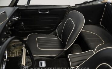 Austin-healey-3000-1963-Old-English-White-Black-49