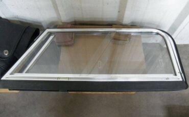 Austin-healey-sprite-1960-yellow-10