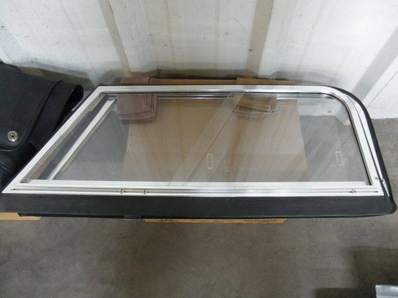 Austin-healey-sprite-1960-yellow-10