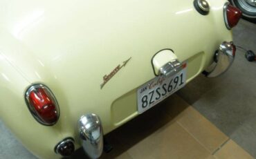 Austin-healey-sprite-1960-yellow-2