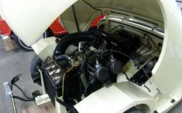 Austin-healey-sprite-1960-yellow-7