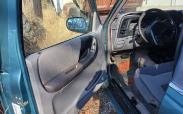 B4000-v-6-1994-green-11