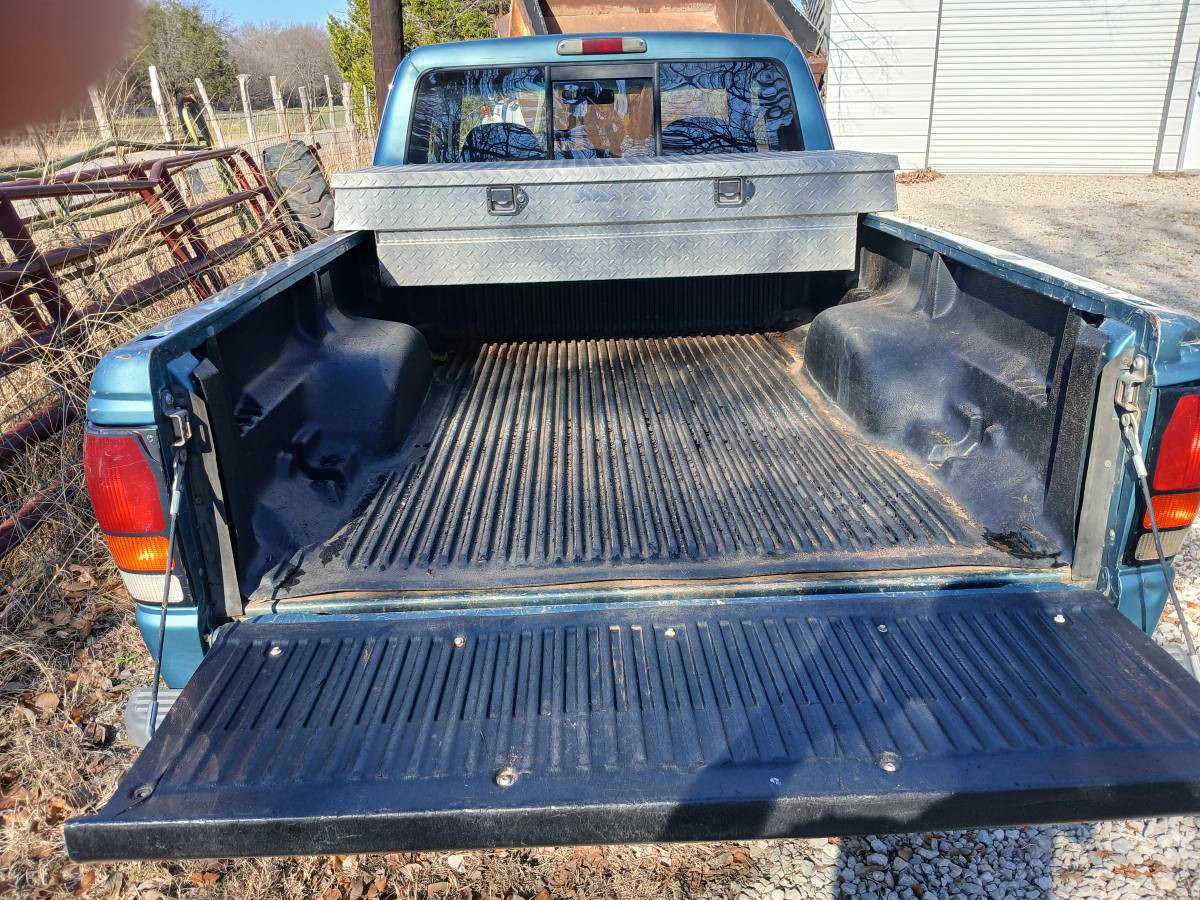 B4000-v-6-1994-green-4