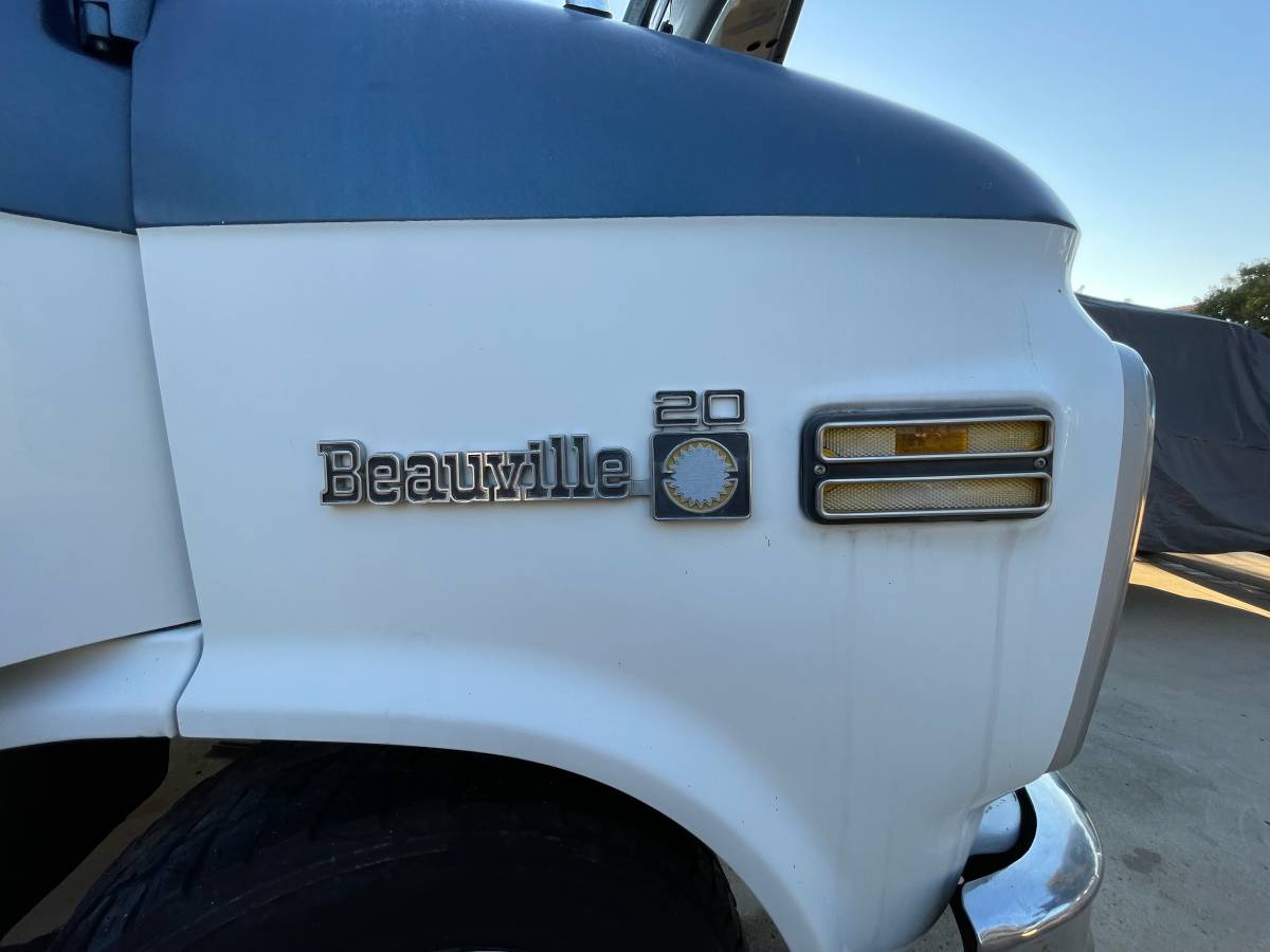 Beauville-1980-custom-1