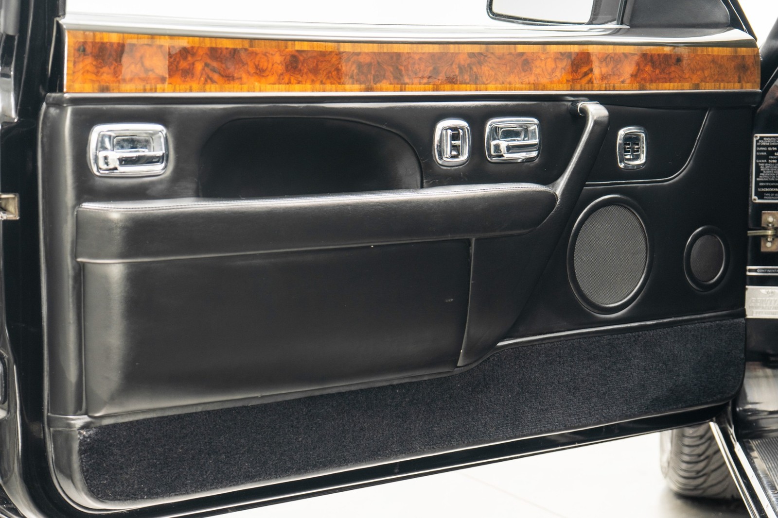 Bentley-Continental-1995-2D-Coupe-27