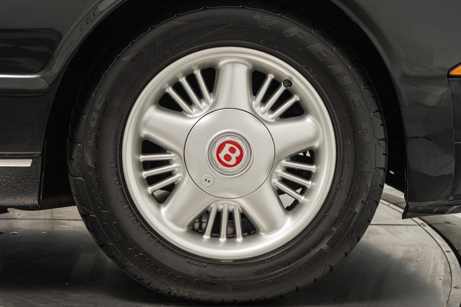 Bentley-Continental-1995-2D-Coupe-30