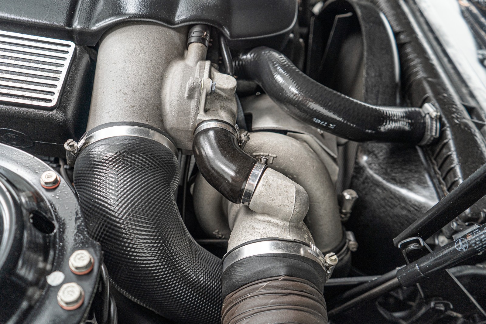 Bentley-Continental-1995-2D-Coupe-32