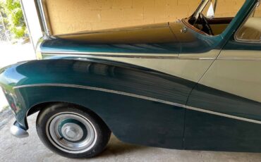 Bentley-EMPRESS-BY-HOOPER-1956-Sedan-3