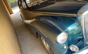 Bentley-EMPRESS-BY-HOOPER-1956-Sedan-5