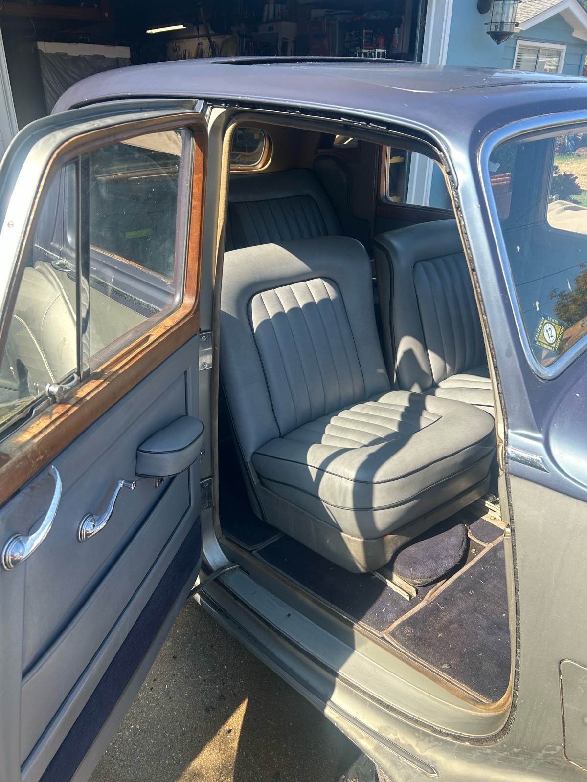 Bentley-MK-VI-1952-Sedan-10