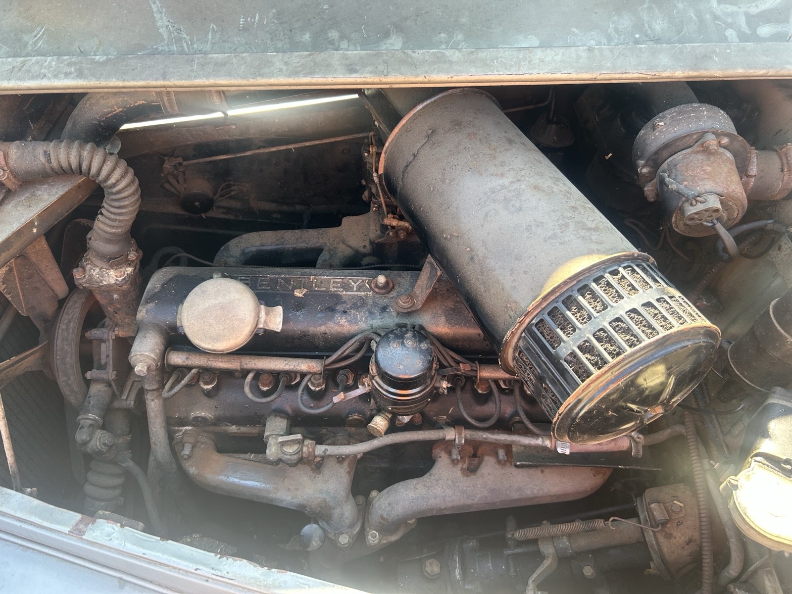 Bentley-MK-VI-1952-Sedan-15