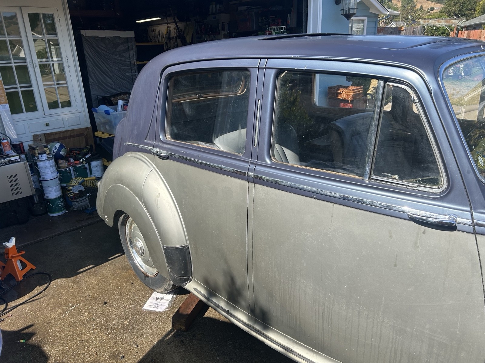 Bentley-MK-VI-1952-Sedan-2