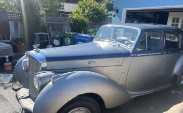 Bentley-MK-VI-1952-Sedan-5