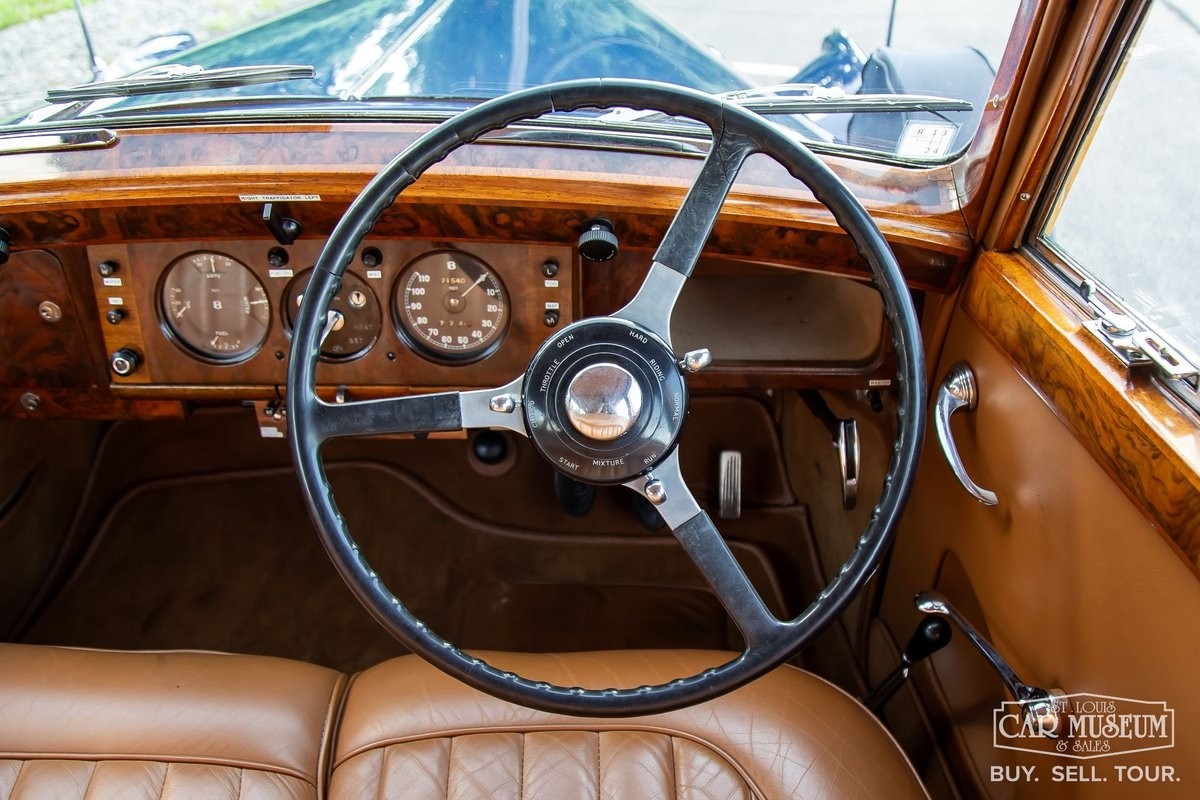 Bentley-Mark-VI-1949-33