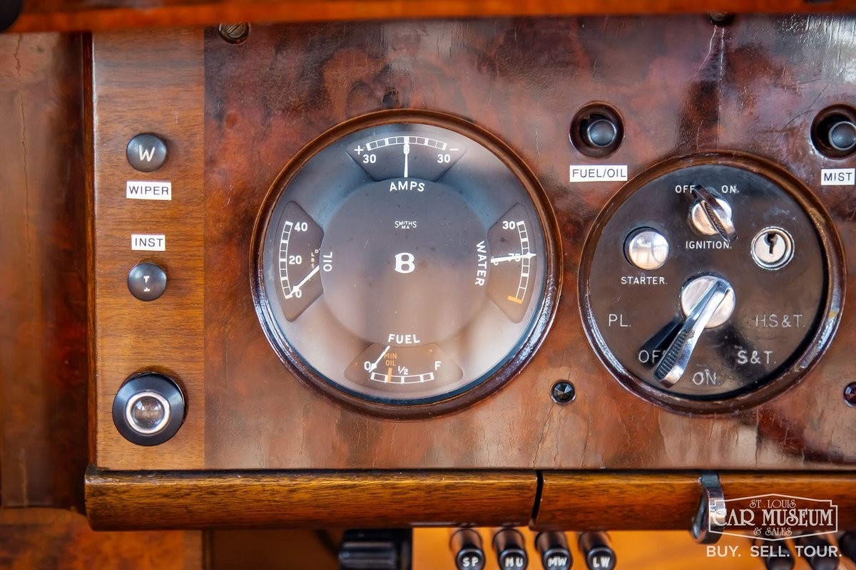 Bentley-Mark-VI-1949-36